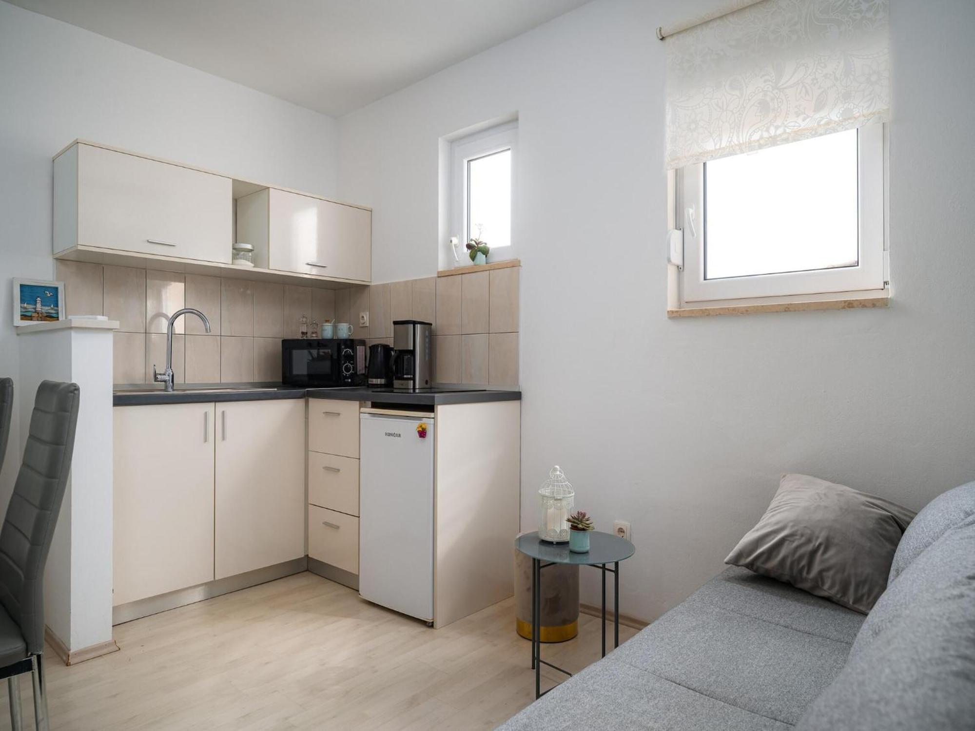 Apartment Beautiful With Parking Space